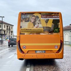 Pubblicità dinamica autobus Bra